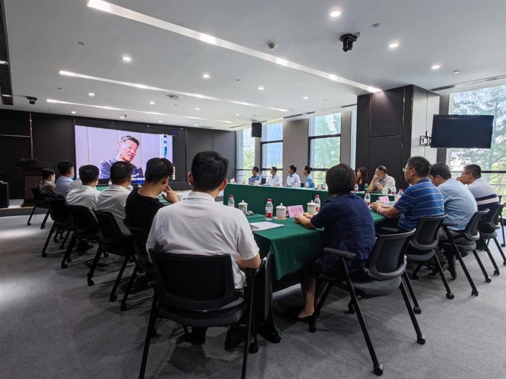 以案為鑒筑防線(xiàn)，警鐘長(cháng)鳴促廉潔